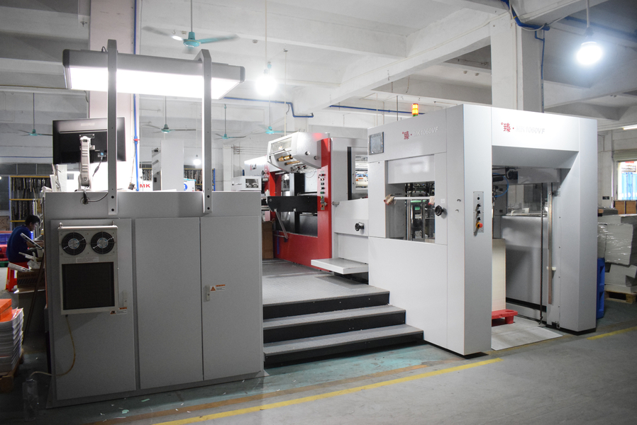 GUANGZHOU YM PACKAGE PRODUCTS CO.,LTD. สายการผลิตของผู้ผลิต