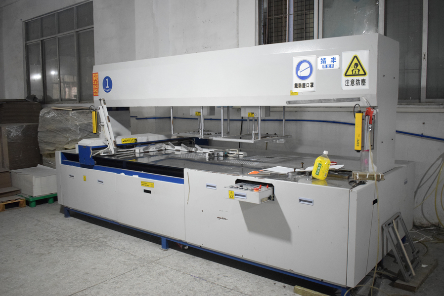 GUANGZHOU YM PACKAGE PRODUCTS CO.,LTD. สายการผลิตของผู้ผลิต