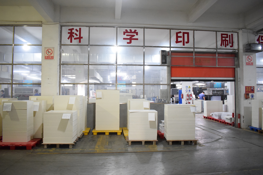 GUANGZHOU YM PACKAGE PRODUCTS CO.,LTD. สายการผลิตของผู้ผลิต