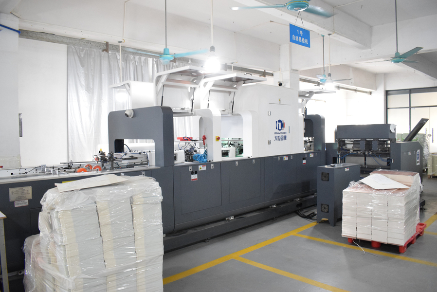 GUANGZHOU YM PACKAGE PRODUCTS CO.,LTD. สายการผลิตของผู้ผลิต