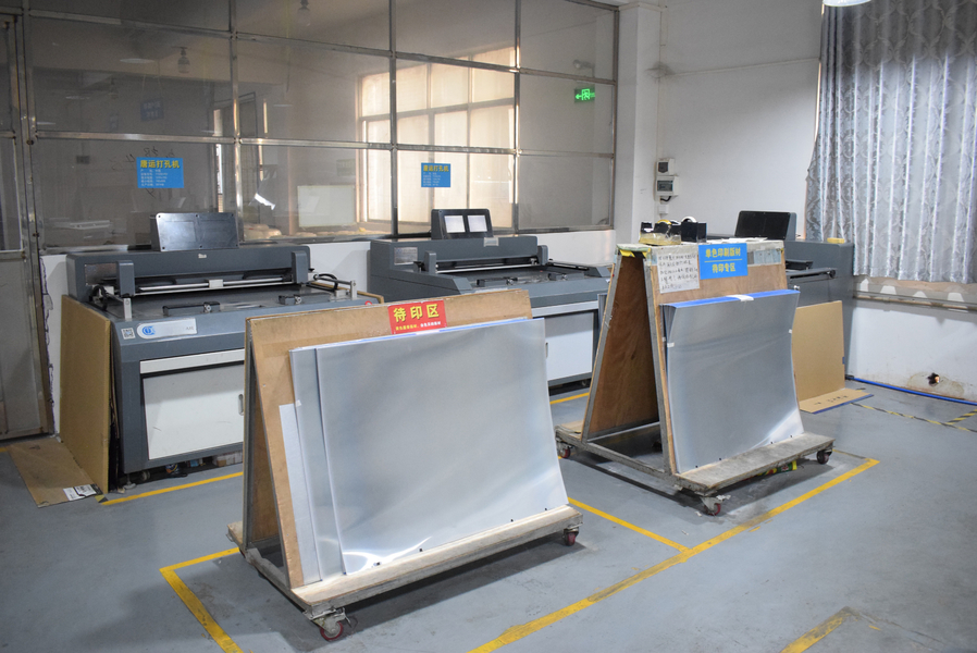 GUANGZHOU YM PACKAGE PRODUCTS CO.,LTD. สายการผลิตของผู้ผลิต